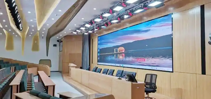 校园报告厅阶梯教室显示场景